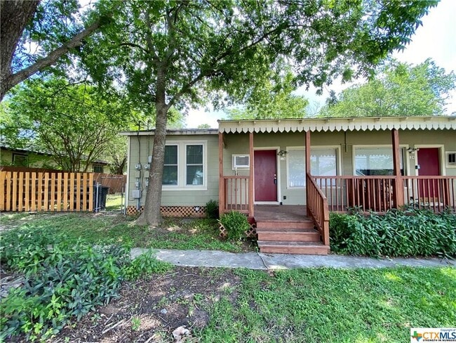 property at 126 S Krueger Ave