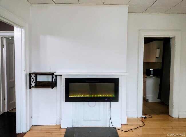 64 Brookside Ave in Nyack, NY - Building Photo - Building Photo