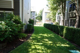 17203 SW Whitley Way in Beaverton, OR - Building Photo - Building Photo