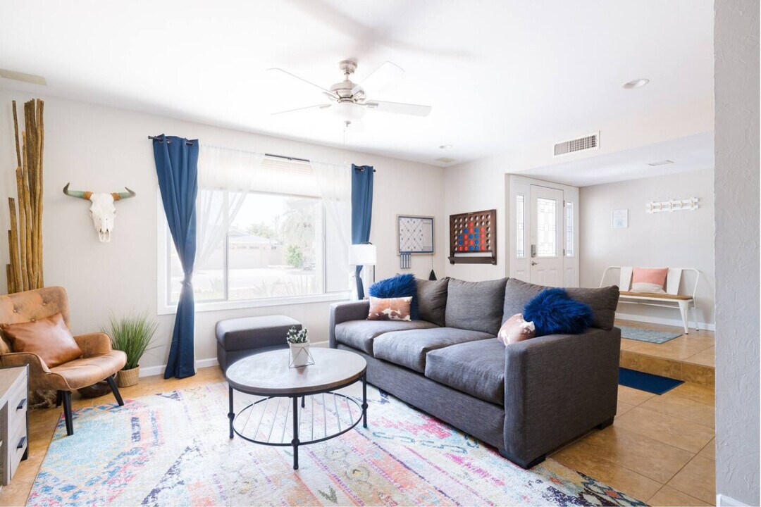 8622 E Indianola Ave in Scottsdale, AZ - Building Photo