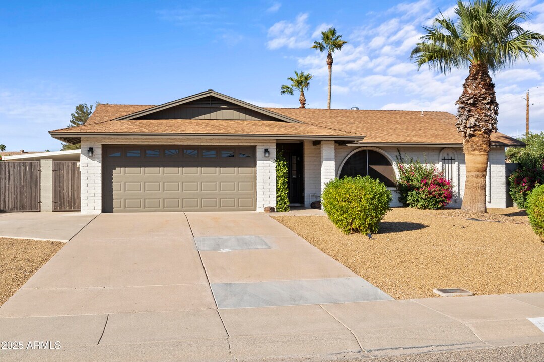 5142 E Nisbet Rd in Scottsdale, AZ - Foto de edificio