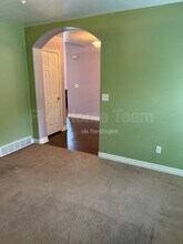 62 S 100 E in Kaysville, UT - Building Photo - Building Photo
