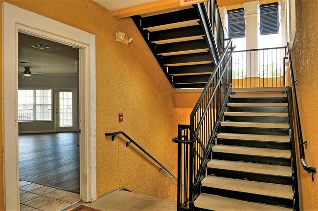 3615 Conroy Rd in Orlando, FL - Foto de edificio - Building Photo