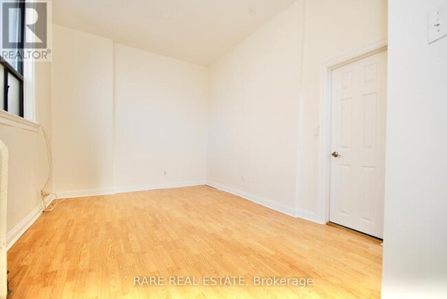 property at 785 Dovercourt Rd