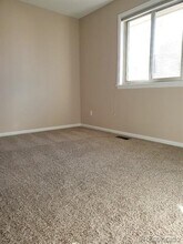 6088 S Lima St in Englewood, CO - Foto de edificio - Building Photo