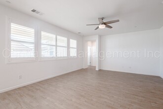 14409 Barbon Beck Ave in Bakersfield, CA - Building Photo - Building Photo