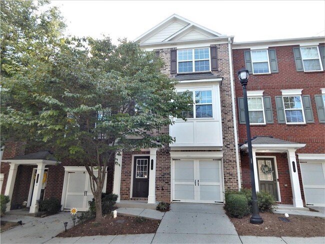 2199 Landing Walk Dr in Duluth, GA - Foto de edificio - Building Photo