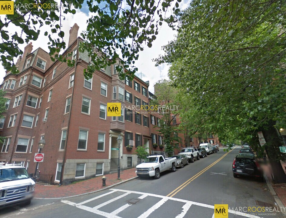 97 Mount Vernon St, Unit 51 in Boston, MA - Building Photo