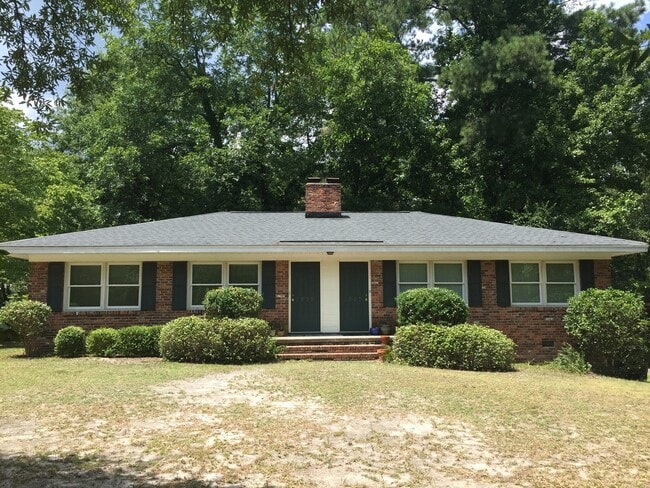 property at 1555 Lonsford Dr
