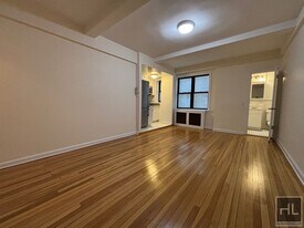 AMSTERDAM AVENUE, Unit 3E in New York, NY - Building Photo