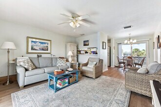 1032 N Fletcher Ave in Fernandina Beach, FL - Building Photo - Building Photo