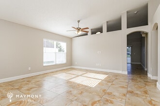 2102 Shannon Lakes Blvd in Kissimmee, FL - Building Photo - Building Photo