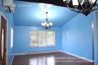 2715 NE 115th St in Seattle, WA - Building Photo - Building Photo
