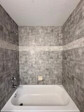 27600 S View Dr in Bonita Springs, FL - Building Photo - Building Photo