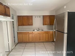 542 Rutherford Ave NW in Roanoke, VA - Building Photo - Building Photo