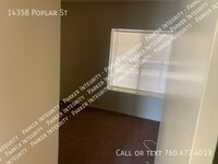 14358 Poplar St in Hesperia, CA - Foto de edificio - Building Photo