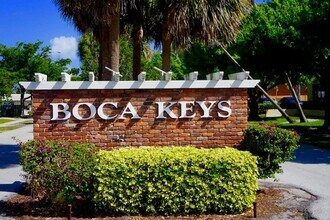 665 Glouchester St in Boca Raton, FL - Building Photo - Building Photo