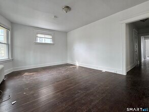 53-55-55 Myrtle Ave in Bridgeport, CT - Building Photo - Building Photo