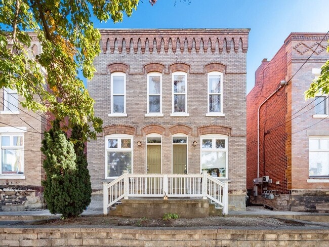 property at 1208 Indianola Ave