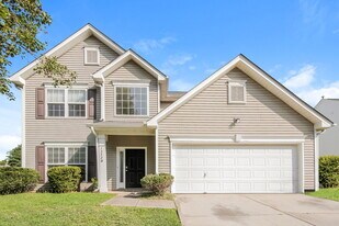 12529 Oakton Hunt Dr in Charlotte, NC - Building Photo