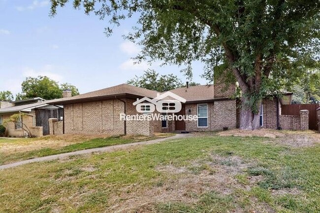 2404 Glenbrook Meadows Dr in Garland, TX - Building Photo - Building Photo