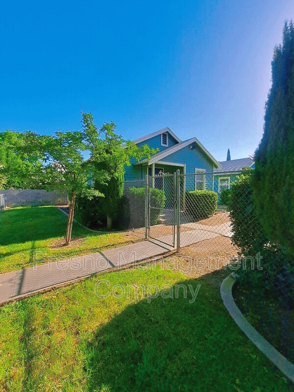 436 N Effie St. in Fresno, CA - Building Photo - Building Photo