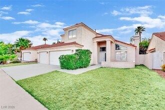 3009 N Blue Fin Cir in Las Vegas, NV - Building Photo - Building Photo