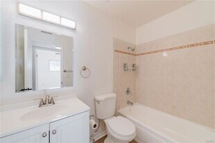 1817 N Symphony St in Anaheim, CA - Building Photo