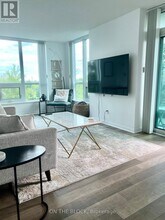 4900 Glen Erin Dr in Mississauga, ON - Building Photo - Building Photo