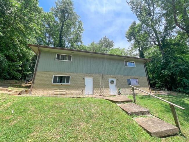 property at 133 W Ridgewood Ave