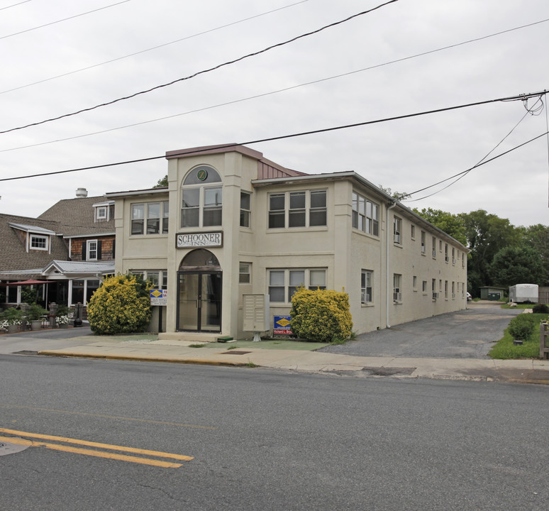 109 E Savannah Rd in Lewes, DE - Foto de edificio