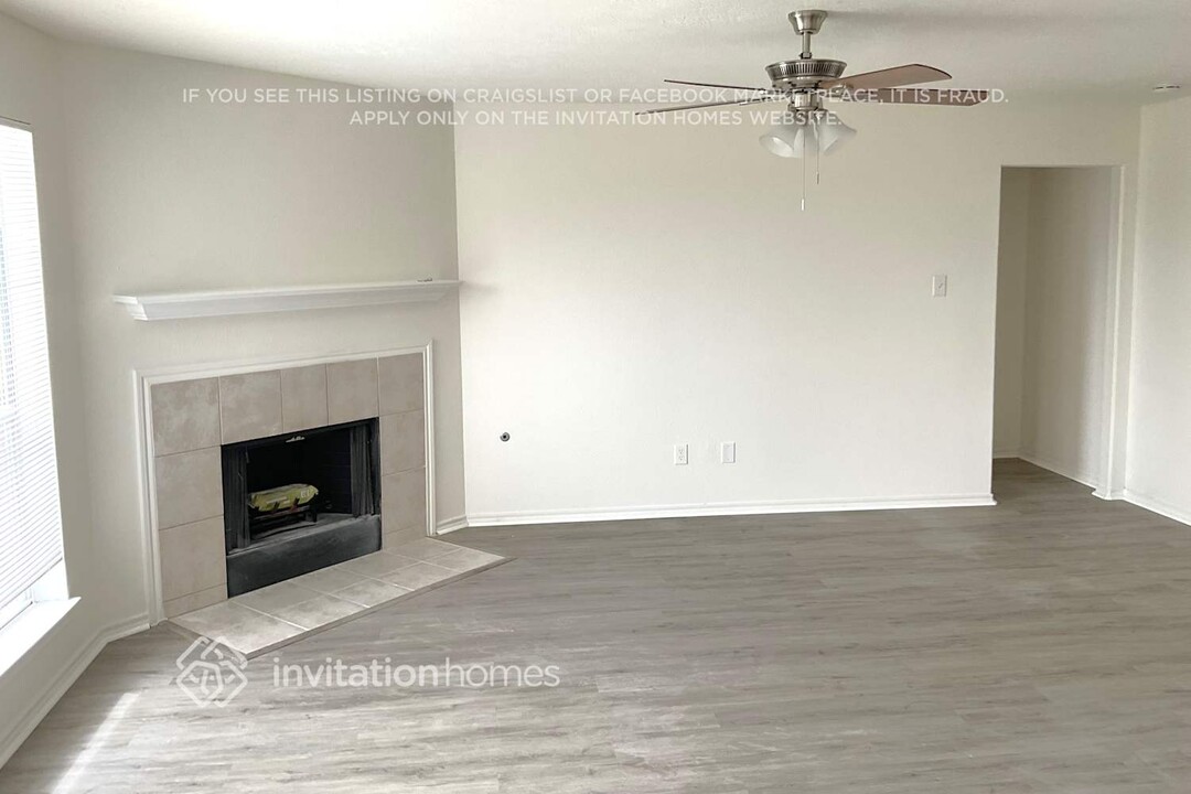 20511 Hidden Point Ln in Richmond, TX - Building Photo