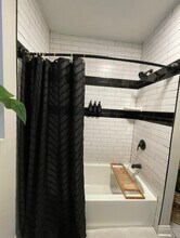 1954 E 73rd Pl, Unit 1 in Chicago, IL - Building Photo - Building Photo