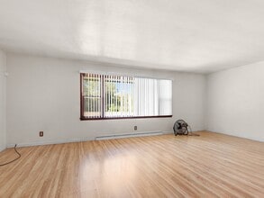 2916 School St in Rockford, IL - Building Photo - Building Photo