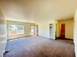 1215 E 4th St in Benicia, CA - Building Photo - Building Photo