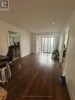 25 Greenview Ave in Toronto, ON - Building Photo