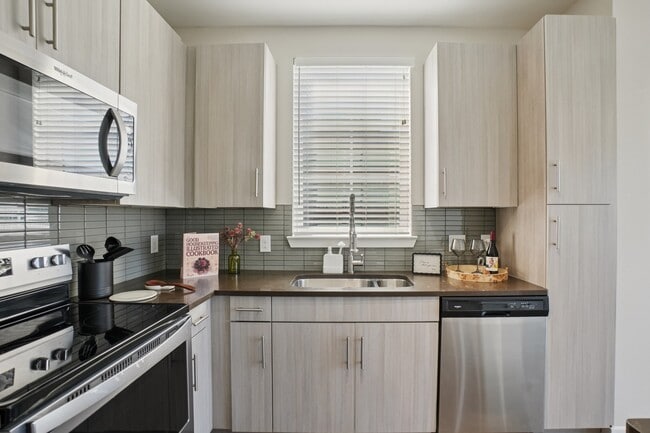 Morada Plano in Plano, TX - Building Photo - Building Photo