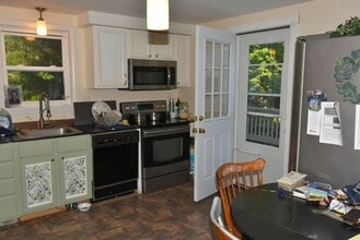 6 Teran St in Gorham, ME - Building Photo - Building Photo