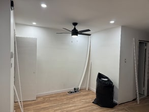 9405 Kirkwood Rd in Philadelphia, PA - Building Photo - Building Photo