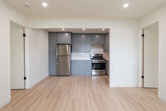 1564 S 13th St in Oceano, CA - Building Photo - Building Photo