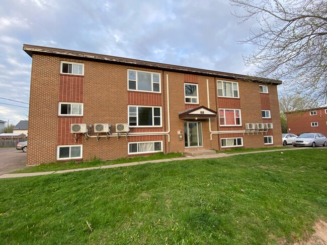 property at 21 McKenzie Ave