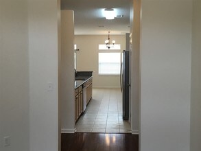 2061 Jimmy Ln in Jacksonville, FL - Foto de edificio - Building Photo