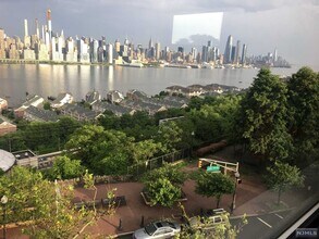 6515 Boulevard E-Unit -4N in West New York, NJ - Building Photo - Building Photo