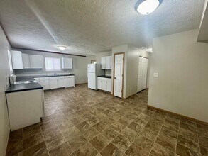 2228 Orchard St in Lincoln, NE - Foto de edificio - Building Photo