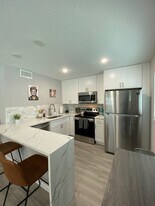 1600 8th St in Sarasota, FL - Building Photo