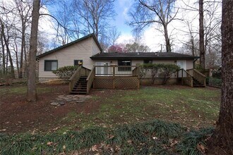 765 Oxford Hall Dr SW in Lawrenceville, GA - Building Photo - Building Photo