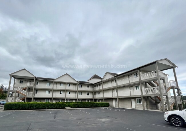 Benjamin Court Apartments