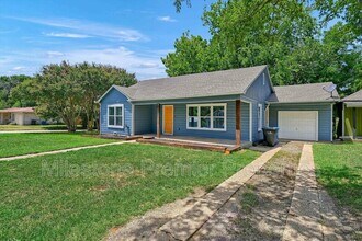 1721 S Fannin Ave in Denison, TX - Foto de edificio - Building Photo