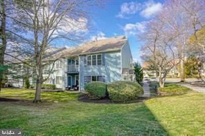 158 Bradford Ct in Mount Laurel, NJ - Building Photo