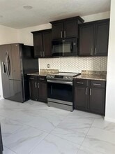 329 Yearwood Ln in Jarrell, TX - Building Photo - Building Photo